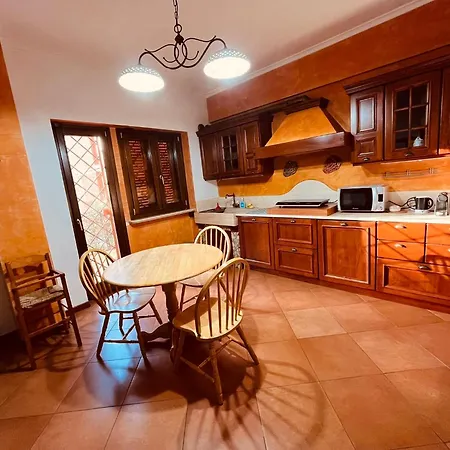 - Castelli Guest house Castel Gandolfo