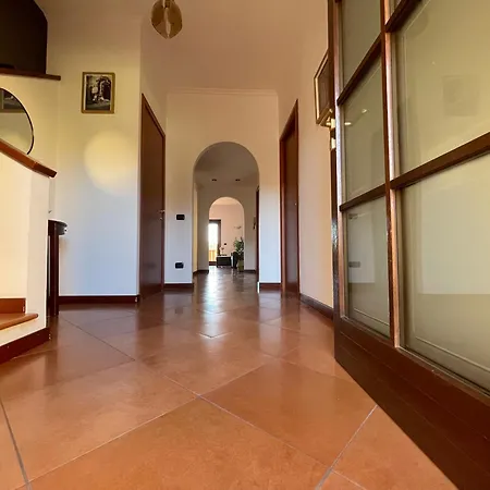 - Castelli Guest house Castel Gandolfo